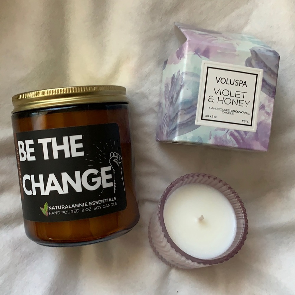 2 candles voluspa violet & honey